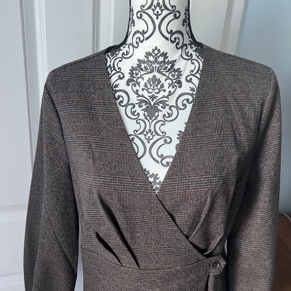 Perfect Fall Twill Dress - Picture 8 of 9